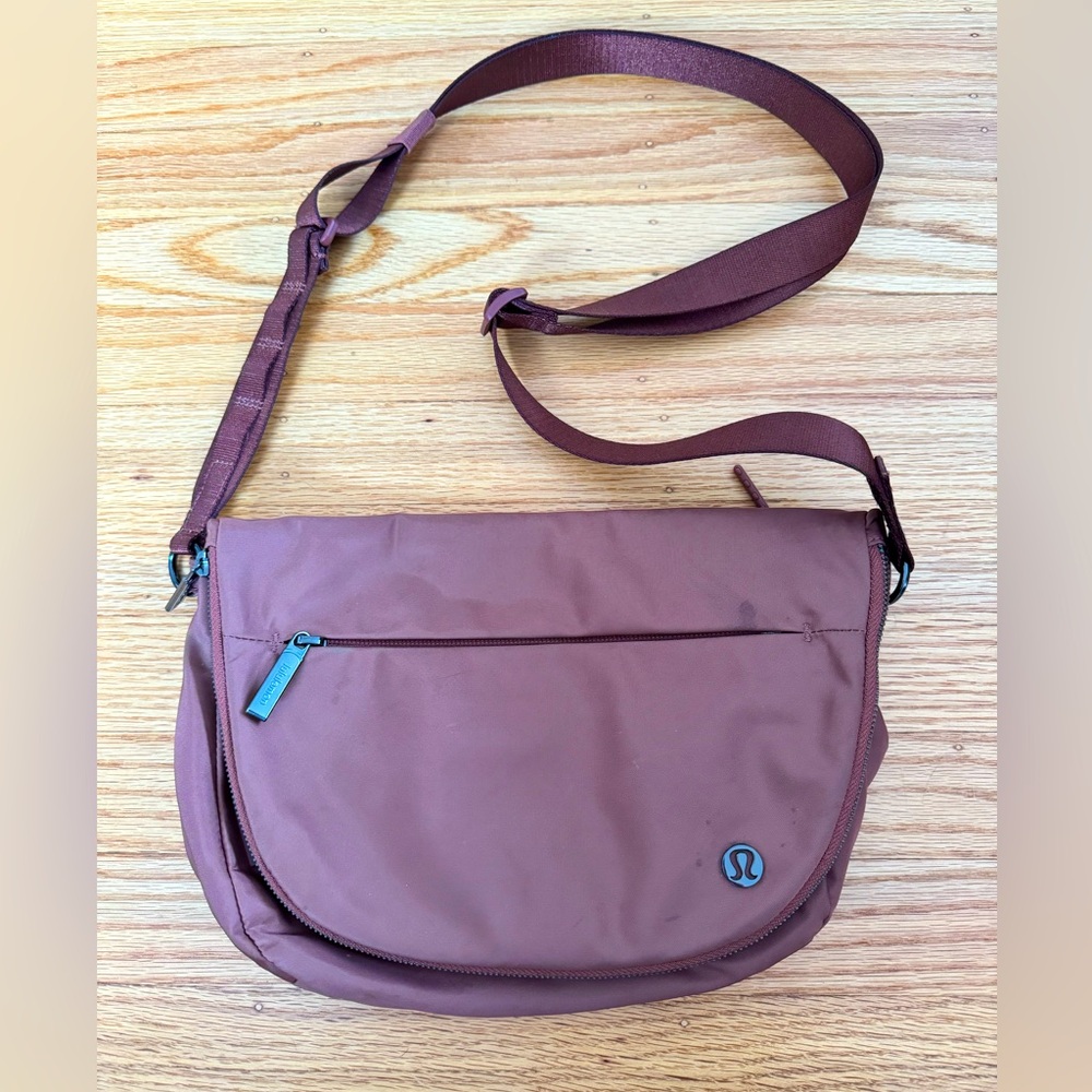 Lululemon All Night Festival Bag ✨
